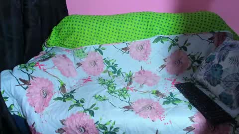 PRESSURE online show from 04.17.26