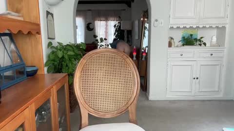 Pretend online show from 09.22.25