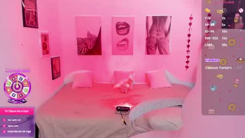 Snapshot of pretti_scarlett chatting on 07.18.26 pretti scarlett online show from 07.18.26