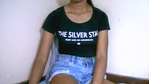 prettiethalia online show from 11.01.25