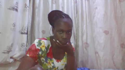 Snapshot of pretty_beib chatting on 09.17.25 Karol online show from 09.17.25