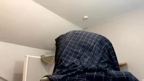 pretty_boy321 online show from 12.11.24