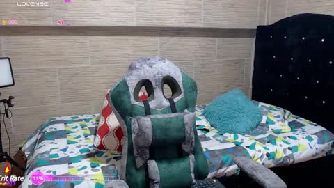 pretty_cristal22 online show from 12.18.24