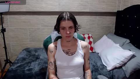 pretty_cristal22 online show from 02.26.25