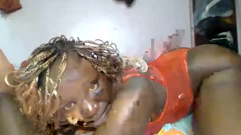 Snapshot of pretty_curvy99 chatting on 03.03.26 pretty_curvy99 online show from 03.03.26