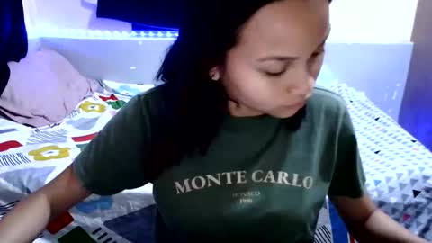 Snapshot of pretty_dharryhann chatting on 12.15.25 pretty_dharryhann online show from 12.15.25