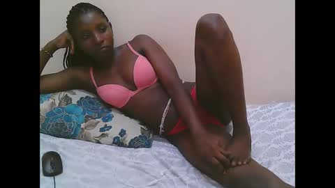 pretty online show from 02.12.26