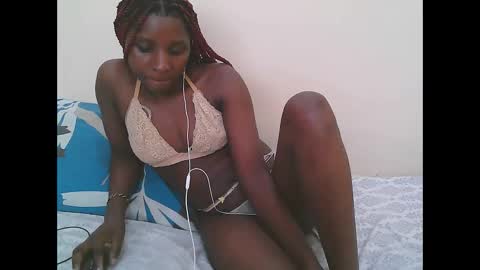 pretty online show from 03.26.26