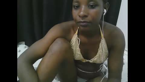 pretty online show from 04.15.26