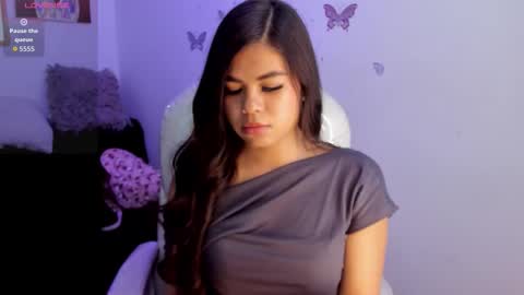 pretty online show from 03.16.26