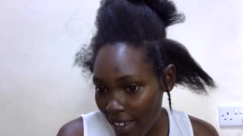 pretty_leila1 online show from 02.25.26