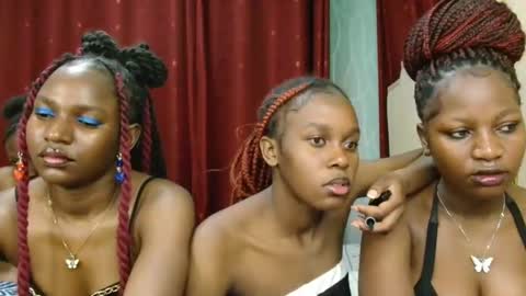 Snapshot of pretty_lioness_ chatting on 02.16.26 Pretty online show from 02.16.26