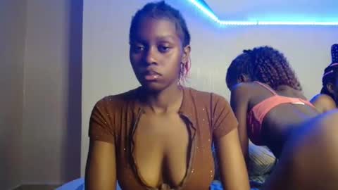 Snapshot of pretty_nyra chatting on 05.21.26 Nyra online show from 05.21.26