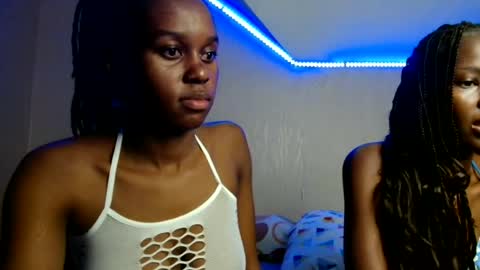 Snapshot of pretty_nyra chatting on 06.20.26 Nyra online show from 06.20.26