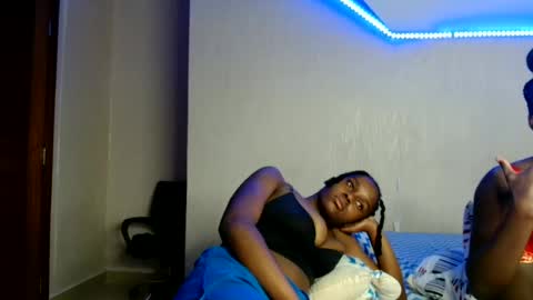 Snapshot of pretty_nyra chatting on 07.02.26 Nyra online show from 07.02.26