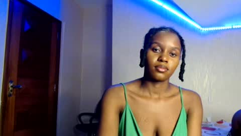 Snapshot of pretty_nyra chatting on 07.19.26 Nyra online show from 07.19.26