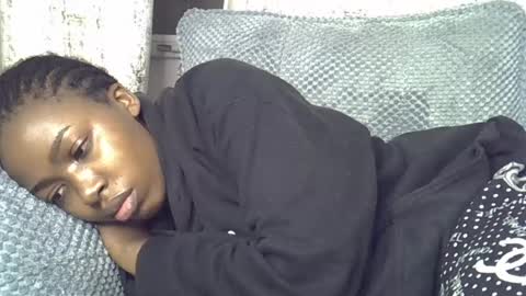 pretty_petite24 online show from 07.27.26