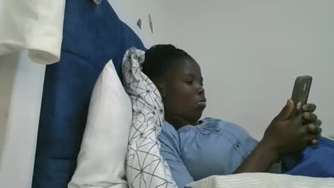 pretty_petite_ebony online show from 01.10.26