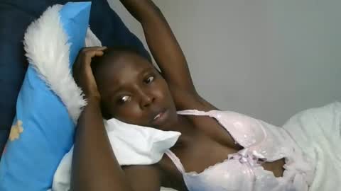 pretty_petite_ebony online show from 02.02.26