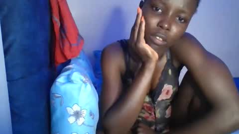 pretty_petite_ebony online show from 03.03.26