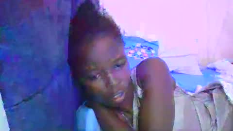 pretty_petite_ebony online show from 05.17.26