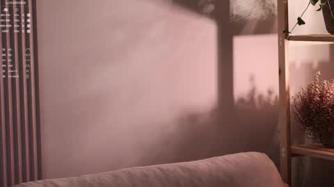 Elina online show from 10.28.25