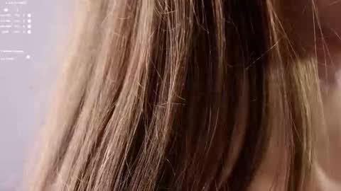 Elina online show from 11.05.25