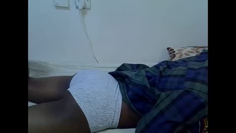 Snapshot of pretty_queen18 chatting on 09.11.25 NASH online show from 09.11.25