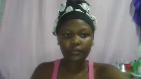 pretty_shanz online show from 11.18.25