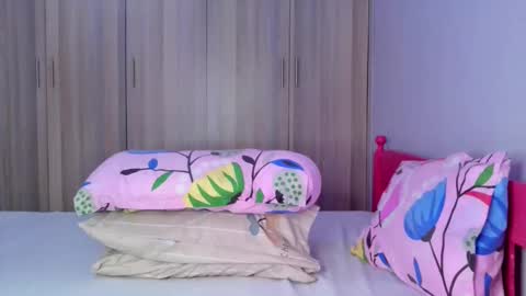 prettybigclit_ebony online show from 10.20.25