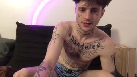 pretty boy online show from 10.21.25