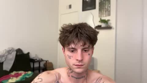 Snapshot of prettyboyszn chatting on 05.30.26 pretty boy online show from 05.30.26