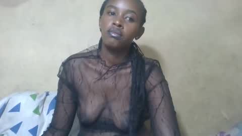 Snapshot of prettycarl_2 chatting on 10.08.25 prettycarl_2 online show from 10.08.25