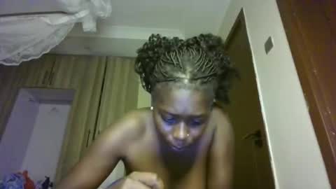 prettydulce online show from 04.30.26