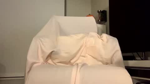 Snapshot of prettyflacka chatting on 11.14.25 Pretty or Flacka online show from 11.14.25