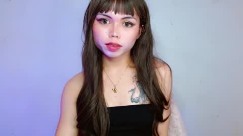 Snapshot of prettyjulian chatting on 01.05.25 SEXY JULIA online show from 01.05.25