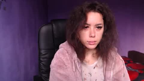 Snapshot of prettyjulliette chatting on 12.20.24 prettyjulliette online show from 12.20.24