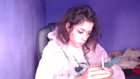 Snapshot of prettyjulliette chatting on 12.31.24 prettyjulliette online show from 12.31.24