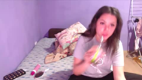 Snapshot of prettyjulliette chatting on 02.28.25 prettyjulliette online show from 02.28.25