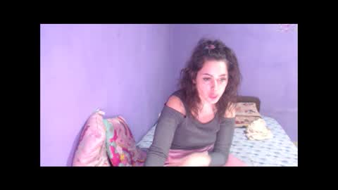 Snapshot of prettyjulliette chatting on 03.09.25 prettyjulliette online show from 03.09.25
