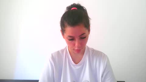 Snapshot of prettyjulliette chatting on 09.21.25 prettyjulliette online show from 09.21.25