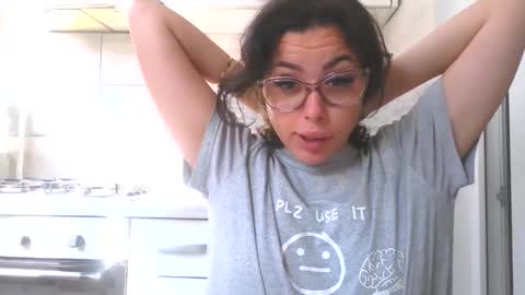 Snapshot of prettyjulliette chatting on 10.20.25 prettyjulliette online show from 10.20.25
