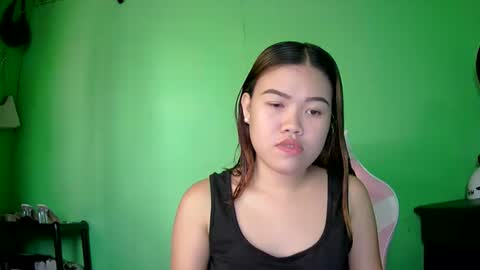 Snapshot of prettymae756493 chatting on 04.27.26 prettymae756493 online show from 04.27.26
