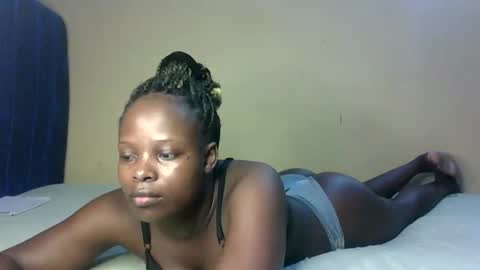 Melly online show from 12.05.25