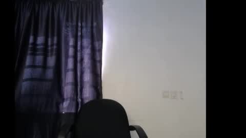 mia online show from 11.16.25