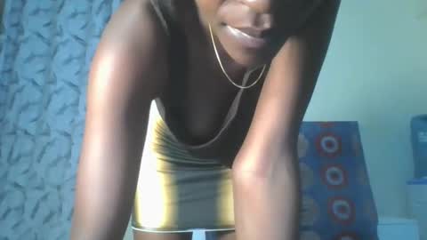 Snapshot of prettypussy_24 chatting on 05.28.26 prettypussy_24 online show from 05.28.26