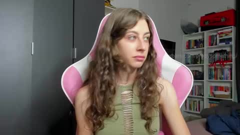 Sophie  next stream will be at Monday  i will wait you guys  online show from 01.12.26