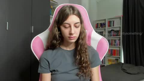 Sophie  next stream will be at Monday  i will wait you guys  online show from 04.11.26