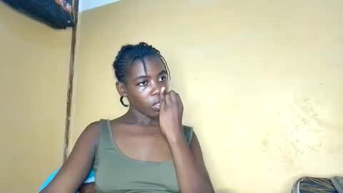 prettyzuzu online show from 11.22.25