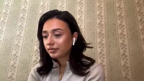 Snapshot of pricillalivsey chatting on 11.28.25 Sofi online show from 11.28.25